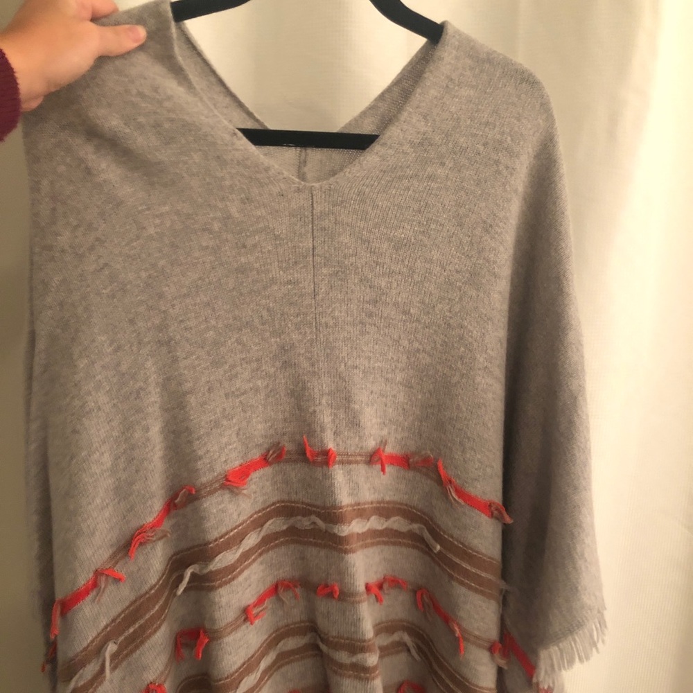 Grey Ella Moss poncho